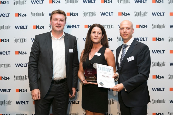 Stiebel Eltron erneut zum „Superbrand“ gekürt / Auch Tatort-Kommissar Wotan Wilke Möhring ausgezeichnet (FOTO)
