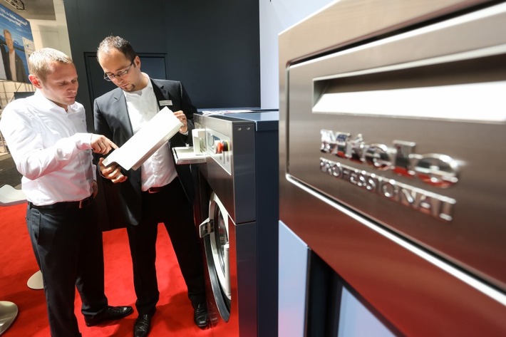 CMS 2017: Laundry-Bereich stark vertreten – Professionelle Wäsche von Reinigungstextilien ist ein Zusammenspiel von Maschine und Waschmittel (FOTO)