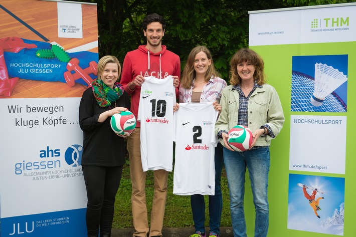 Santander ist Hauptsponsor der Deutschen Hochschulmeisterschaft Volleyball (FOTO)