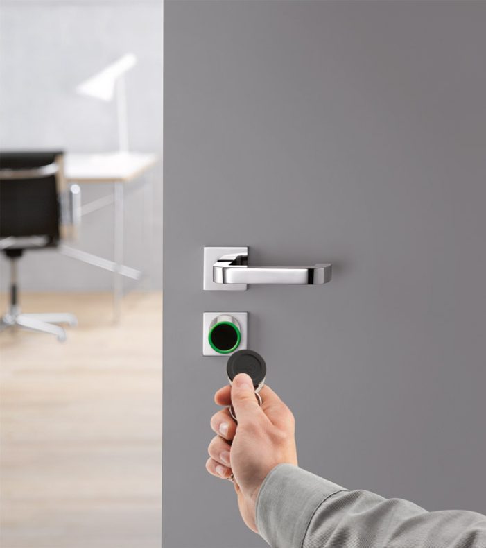 eLOCK eXpert: Access-on-card für den Wohnungsbau