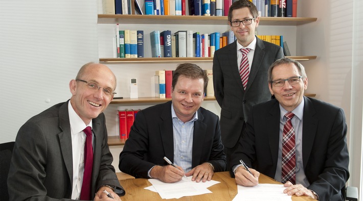 Kräfte bündeln / Schöck und Fiberline starten Joint Venture für die Herstellung von Glasfaserbewehrung (FOTO)