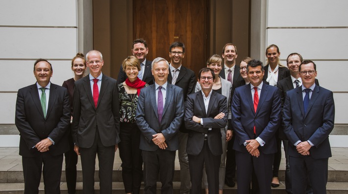 Gemeinsam die Digitalisierung fördern: Santander und TU Berlin vereinbaren Kooperation (FOTO)