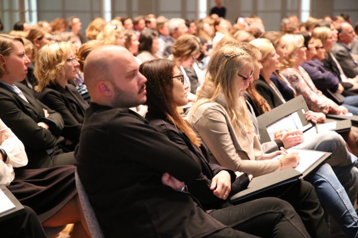 Gesellschaft 4.0: Neue Wege für die frühe Bildung und die Vereinbarkeit von Beruf und Familie