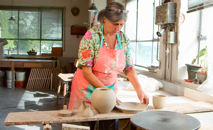 Die Büffelhorn-Brille und eine Hochzeitstorte auf rutschfester Matte
SWR Fernsehen stellt „Handwerkskunst!“ vor / Ab 6. Oktober, freitags 21 Uhr im Programm (FOTO)