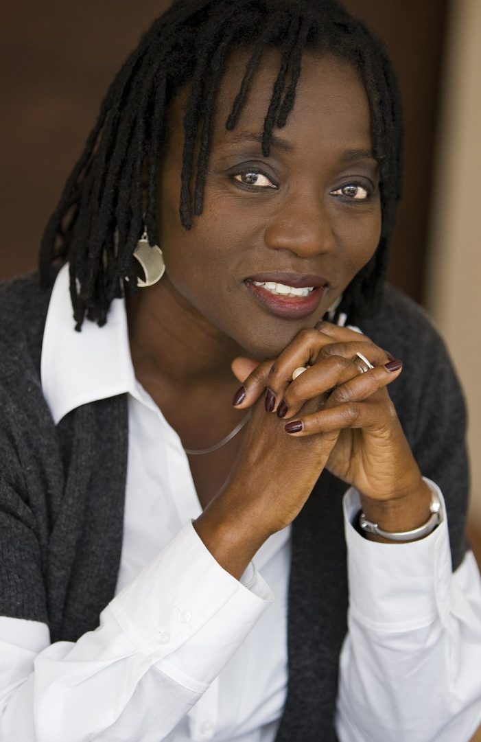 Dr. Auma Obama erhält „Internationalen TÜV Rheinland Global Compact Award“ Dr. Auma Obama erhält „Internationalen TÜV Rheinland Global Compact Award“