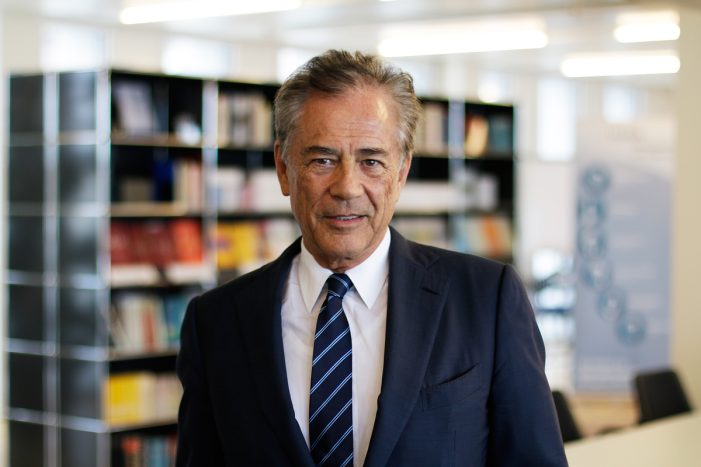 Fredmund Malik erhält den Life Achievement Award der Weiterbildung Fredmund Malik erhält den Life Achievement Award der Weiterbildung