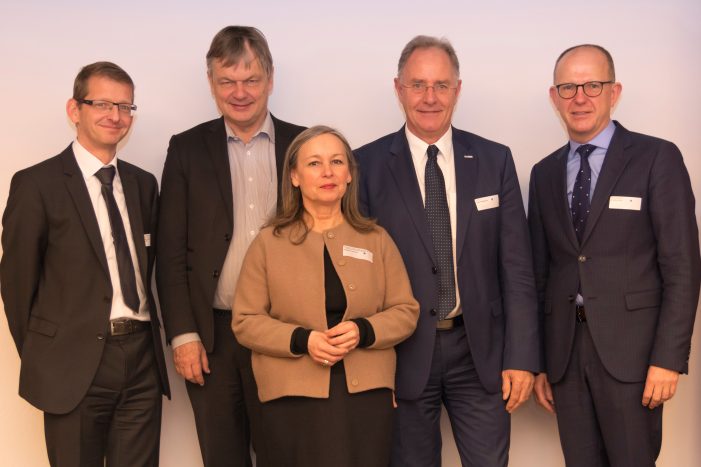 KWA Symposium 2018: Pflege außer Kontrolle?