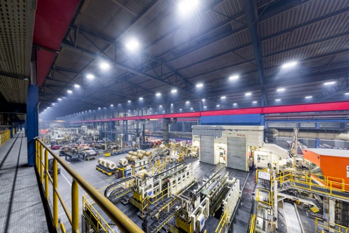 Vorteil Mietkonzept: LED-Beleuchtung in Produktionshallen – Presseinformation der Deutschen Lichtmiete