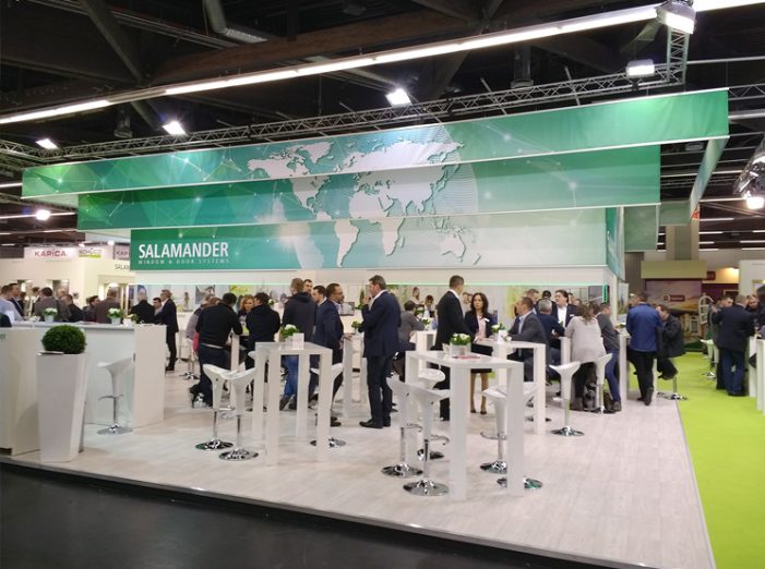 Erfolgreiche Messebeteiligung auf der fensterbau frontale 2018: Salamander überzeugt mit hoher Innovationskraft