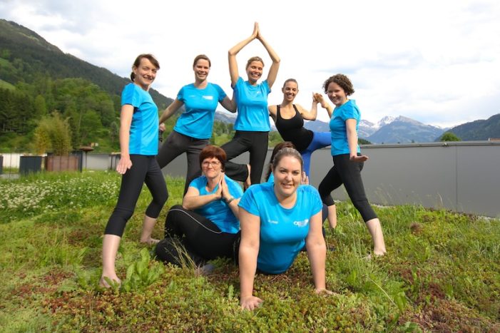 Yoga bei Wirtschaftstreuhandkanzlei ECO in Kitzbühel fördert Konzentration, Entspannung und Motivation der Mitarbeiter Yoga bei Wirtschaftstreuhandkanzlei ECO in Kitzbühel fördert Konzentration, Entspannung und Motivation der Mitarbeiter