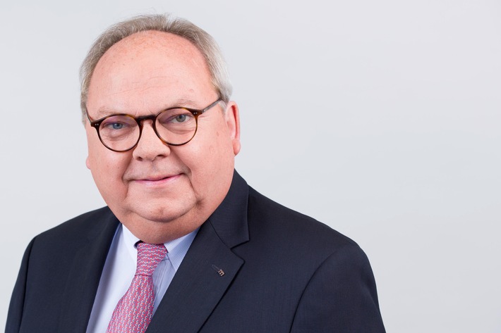 Werner M. Dornscheidt weiter an Unternehmensspitze der Messe Düsseldorf / Vorsitzender der Geschäftsführung bleibt bis 2020 im Amt / Aufsichtsrat beschließt Vertragsverlängerung (FOTO)
