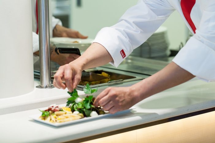 Mehr Qualität, Genuss und Individualität: Krankenhäuser und Pflegeheime bieten bald Sternegastronomie Mehr Qualität, Genuss und Individualität: Krankenhäuser und Pflegeheime bieten bald Sternegastronomie