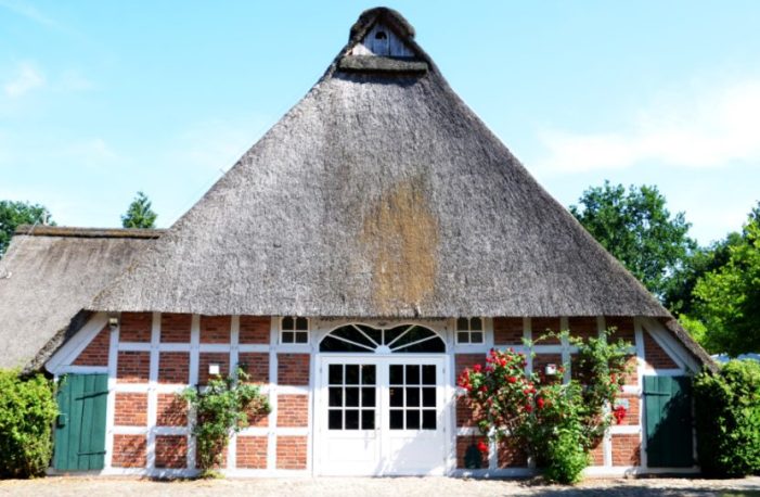 Die Butlerschule Edumondi im neuen Haus am Vörder See Die Butlerschule Edumondi im neuen Haus am Vörder See