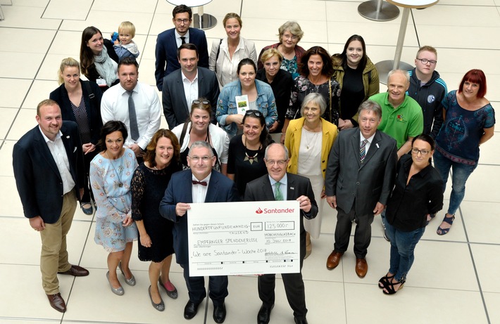 Santander spendet 125 000 Euro für den guten Zweck (FOTO)