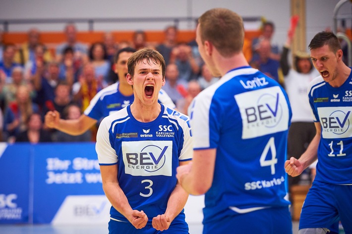 BEV Energie – Partner vom SSC Karlsruhe – Volleyball / Langfristiger Vertrag bis Spielzeit 2019/20 (FOTO)