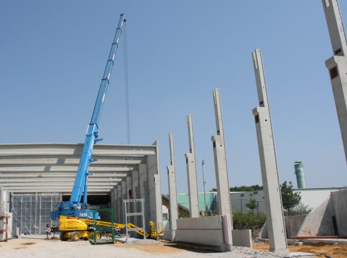 Richtfest für neue Werkshalle im ZAPF-Garagenwerk