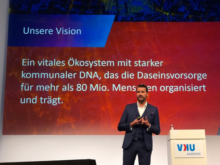 VKU startet digitale Serviceplattform „KommunalDigital“ und vernetzt Startups mit Stadtwerken (FOTO)