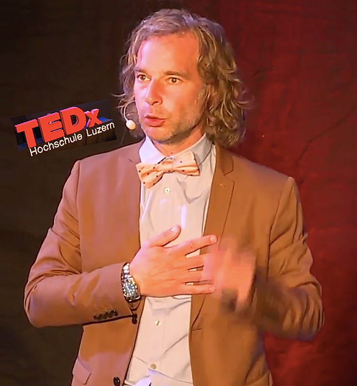 Bruno Aregger spricht beim „Turmgespräch“ des Swiss Business Hub Germany (FOTO)