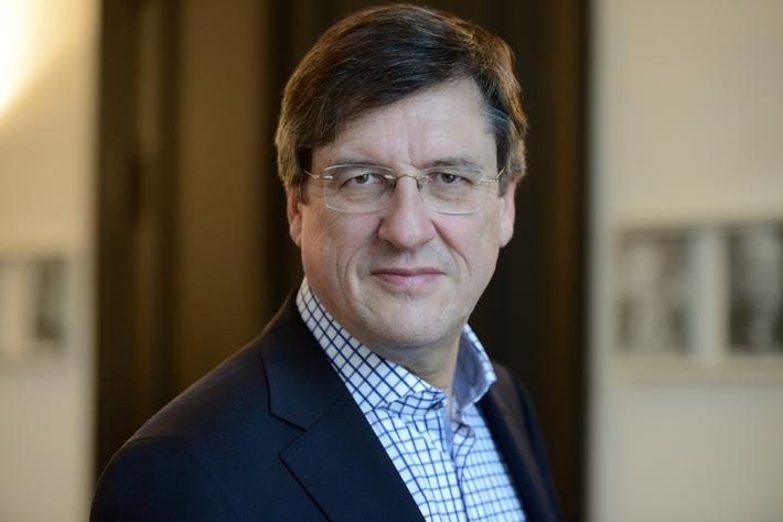 „Statt Polemik Substanz und Diskussionüber liberale Inhalte anbieten“ / Vorstandswechsel bei der Friedrich-Naumann-Stiftung für die Freiheit