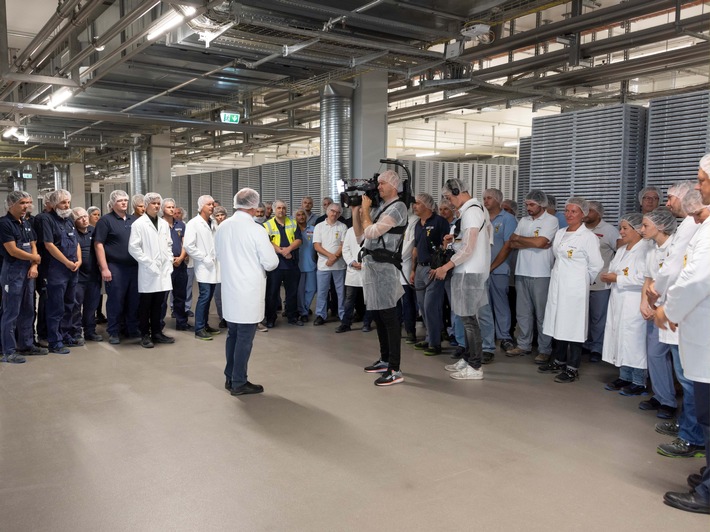 HARIBO: Produktionsstart am neuen Standort in Grafschaft / Nach erfolgreicher Inbetriebnahme ist heute der Produktionsstart am Standort in Grafschaft erfolgt (FOTO)
