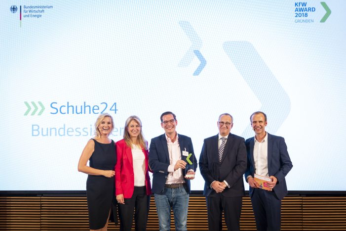 Großer Erfolg für Wachstums-Champion: SCHUHE24.DE Bundessieger bei „KfW Award Gründen“ Großer Erfolg für Wachstums-Champion: SCHUHE24.DE Bundessieger bei „KfW Award Gründen“