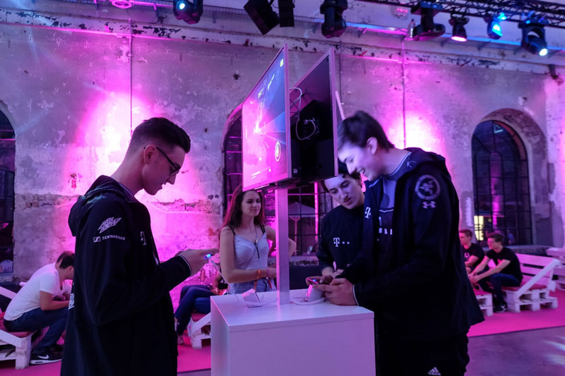 DO IT! initiiert Partnerschaft von Deutscher Telekom mit SK Gaming