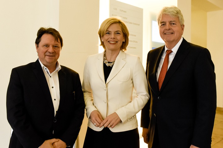 Rahmenvereinbarung Reduktionsstrategie – Lebensmittelwirtschaft und Politik ziehen an einem Strang (FOTO)