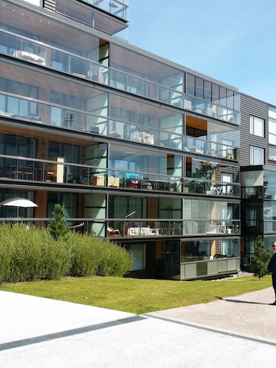 Lumon präsentiert Balkon- und Terrassenverglasungen  sowie Balkonfassadenlösungen auf der Messe BAU 2019