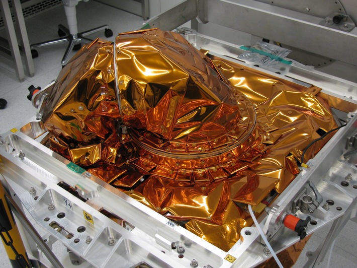 Laserkommunikationstechnologie von Tesat setzt neue Maßstäbe (FOTO)
