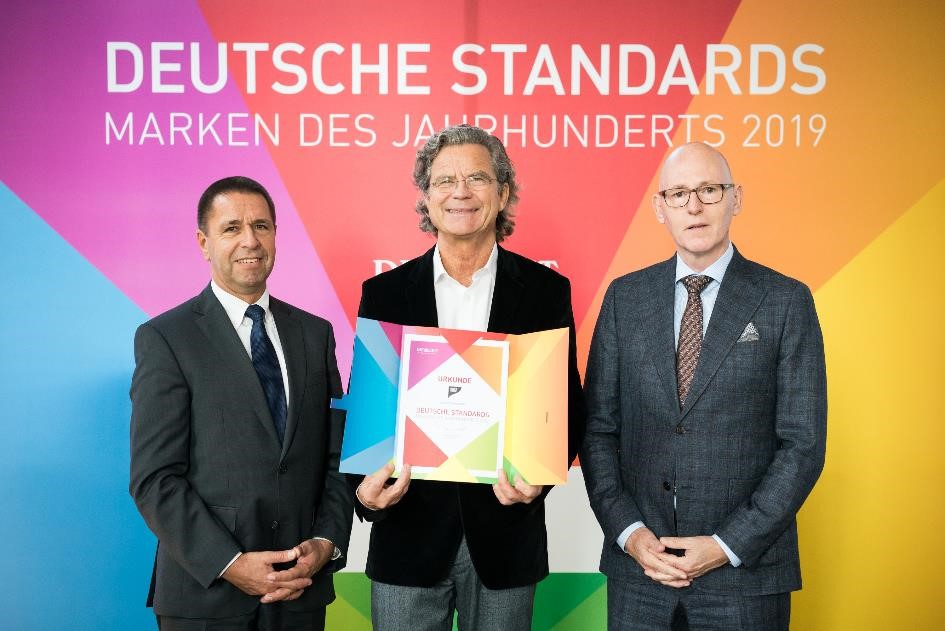 PAPSTAR als „Marke des Jahrhunderts“ ausgezeichnet