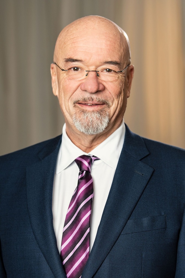 Stabwechsel bei den bayerischen Arbeitgeberverbänden – Wolfram Hatz soll Alfred Gaffal nachfolgen (FOTO)