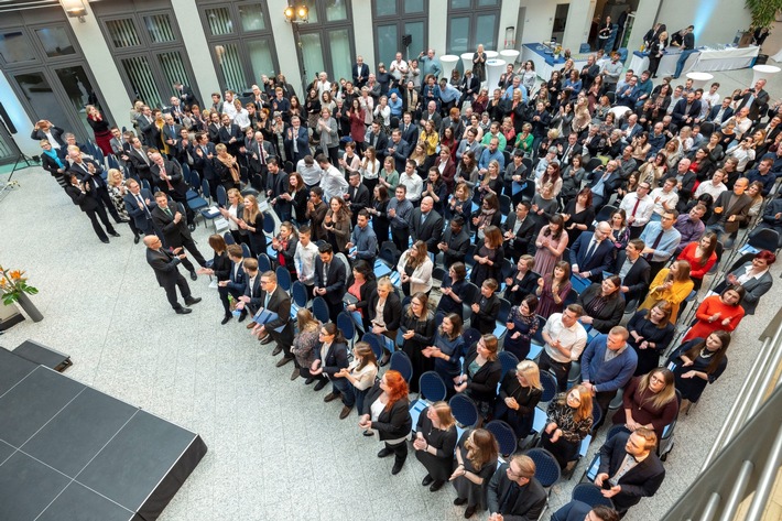 191 Mal Meisterpräsenz in Mainz: Hörakustiker erhalten Meisterbrief (FOTO)