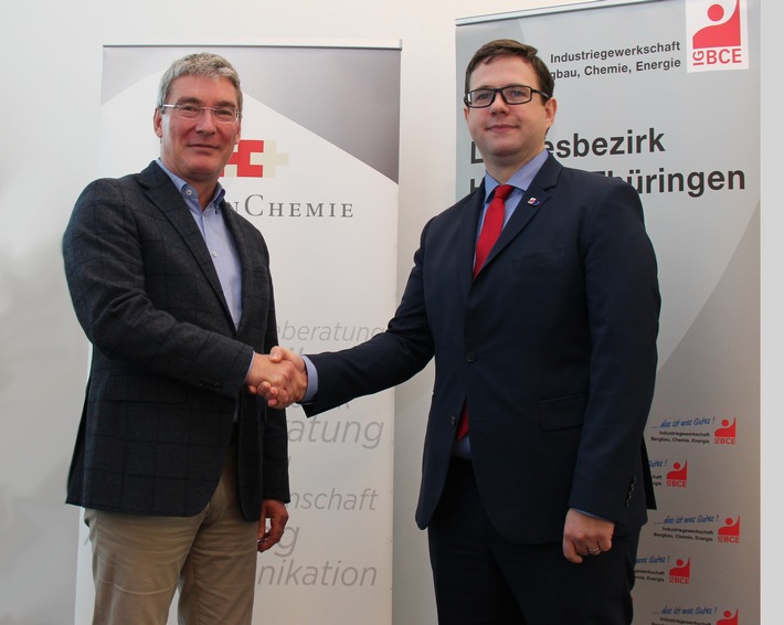 Tarifabschluss in der kunststoffverarbeitenden Industrie/ Entgelte steigen um 3,1 Prozent – Urlaubsgeld wird stufenweise angehoben (FOTO)