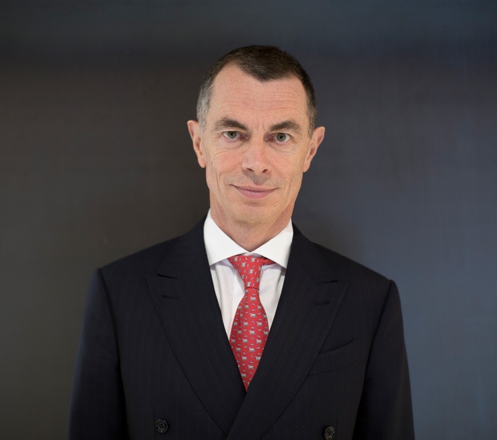 Jean Pierre Mustier zum „European Banker of the Year 2018“ gewählt (FOTO)