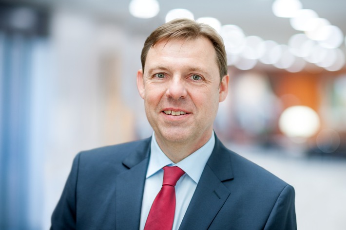 Aufsichtsrat der Provinzial NordWest bestellt Vorstandsspitze wieder (FOTO)
