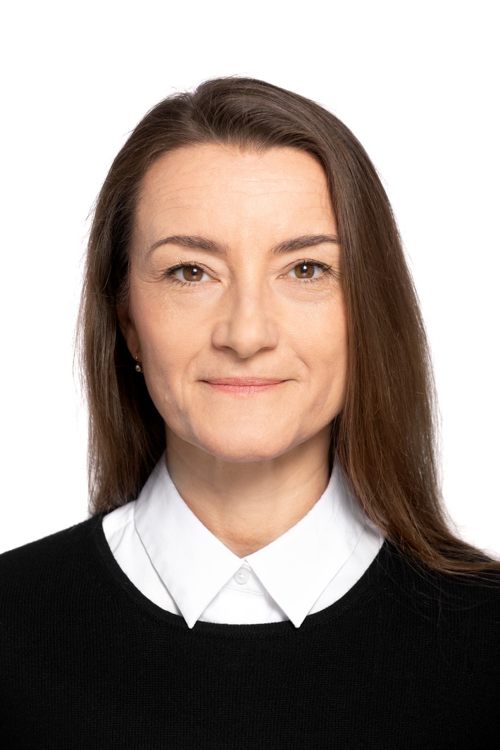 PIABO gründet neue Consumer Electronics& Business Hardware Practice unter der Leitung von Industrie-Veteran Elena Strzelczyk (FOTO)