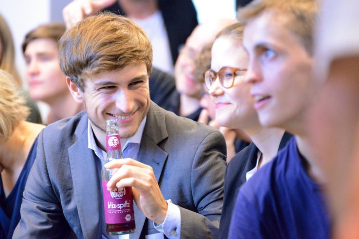 »Was ist der Status Quo der Cybersicherheit in Deutschland?« / Diskussion beim young+restless Cybersecurity Sommerfest u.a. mit Hans-Wilhelm Dünn und Tabea Wilke (FOTO)