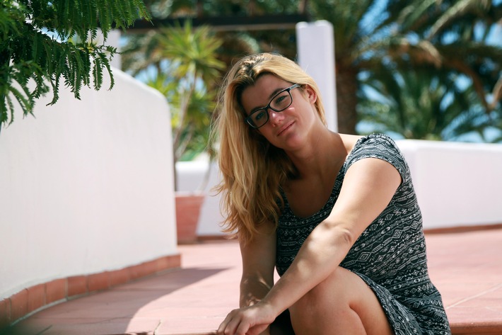 „Ich lebe positiv“: ZDF-„37°“-Doku erzählt Corinnes Geschichte weiter (FOTO)