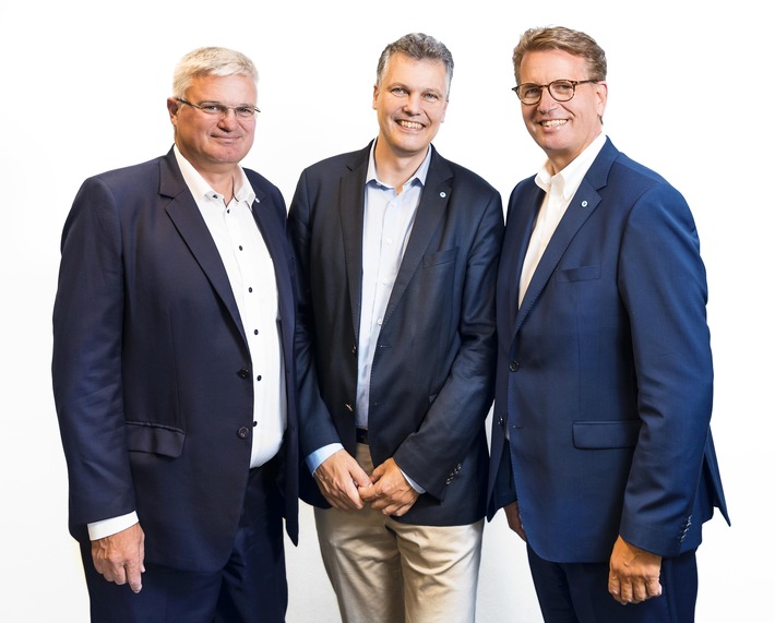 Versicherungsgruppe die Bayerische stellt die Weichen: Vorstandsteam langfristig stabil (FOTO)