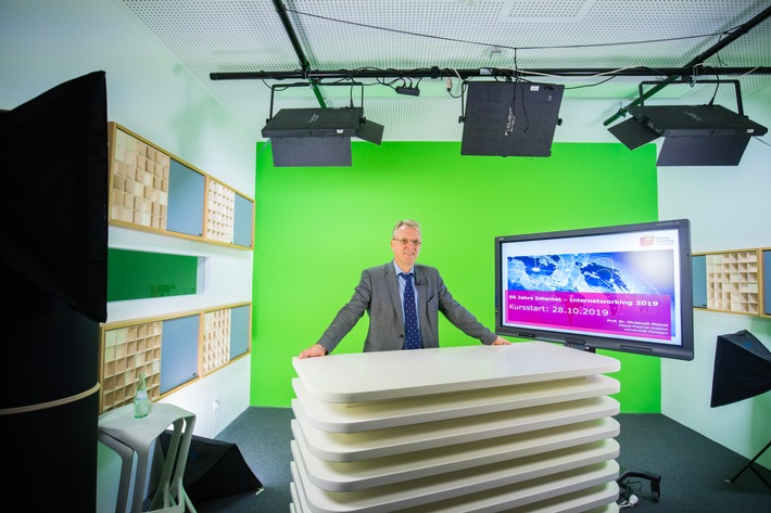 Internationaler Internet-Tag: HPI startet Onlinekurs zum Netz der Netze (FOTO)