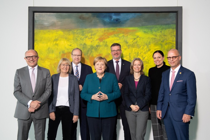 Angela Merkel trifft Vorreiter der Nachhaltigkeit (FOTO)