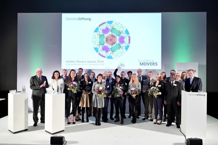 Eine Bühne für Bildung: Deloitte-Stiftung zeichnet Sieger des Hidden Movers Award aus (FOTO)