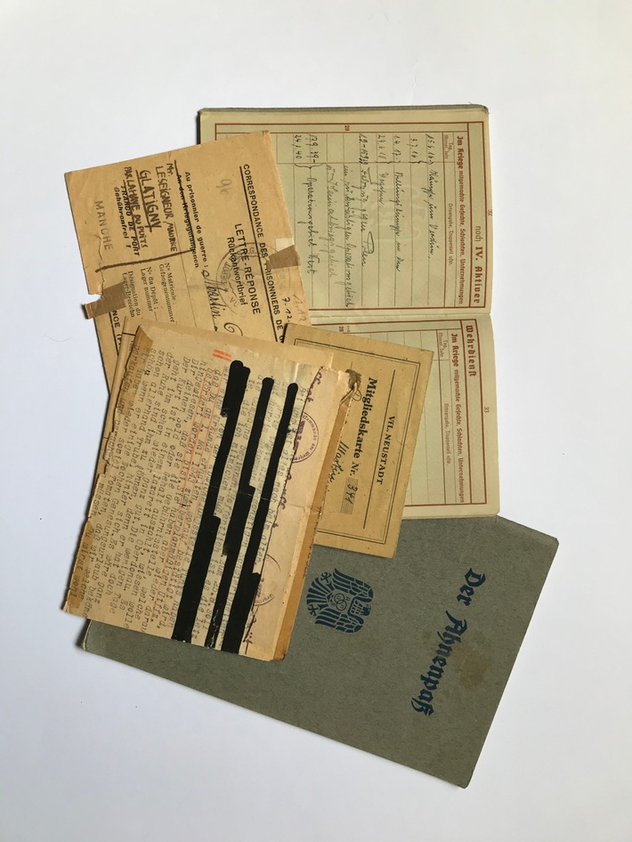 Die Lebensgeschichten der Kriegstoten / Volksbund Deutsche Kriegsgräberfürsorge sucht Material zu Schicksalen (FOTO)