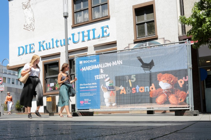Bochum wird zur Open-Air-Galerie / Insgesamt 180 Plakate von Kuscheltieren mit Atemschutzmaske werden im Rahmen der WiR-Kampagne ausgestellt. Rätsel-Rallye beginnt (FOTO)