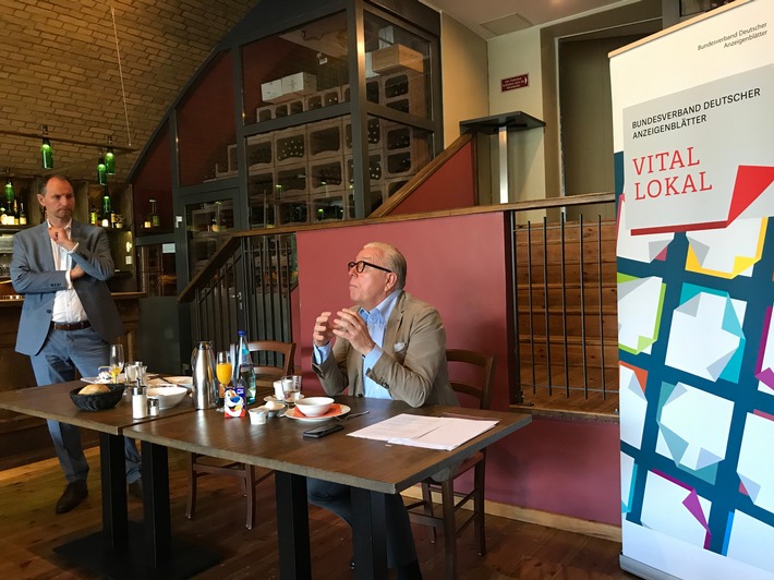 Bundesärztekammer-Präsident Reinhardt: Gleichwertige Lebensverhältnisse können Hausarztmangel entgegenwirken (FOTO)