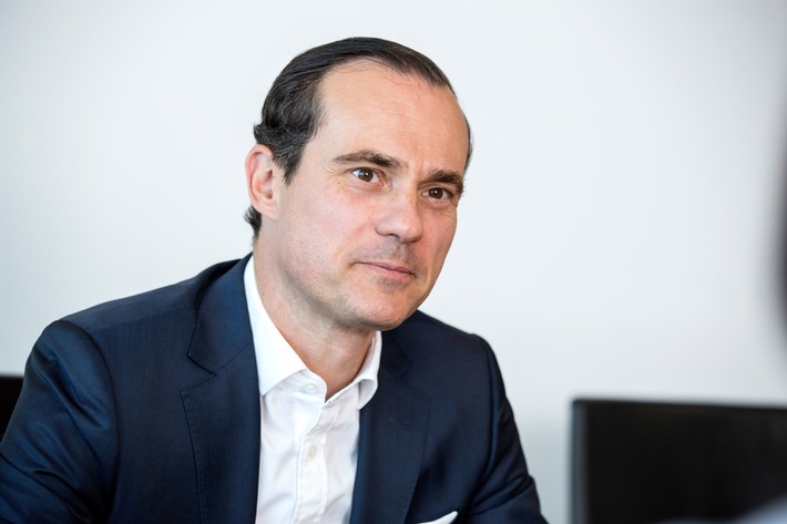 EQOS Energie feiert 100-jähriges Bestehen und investiert weiter in die Zukunft