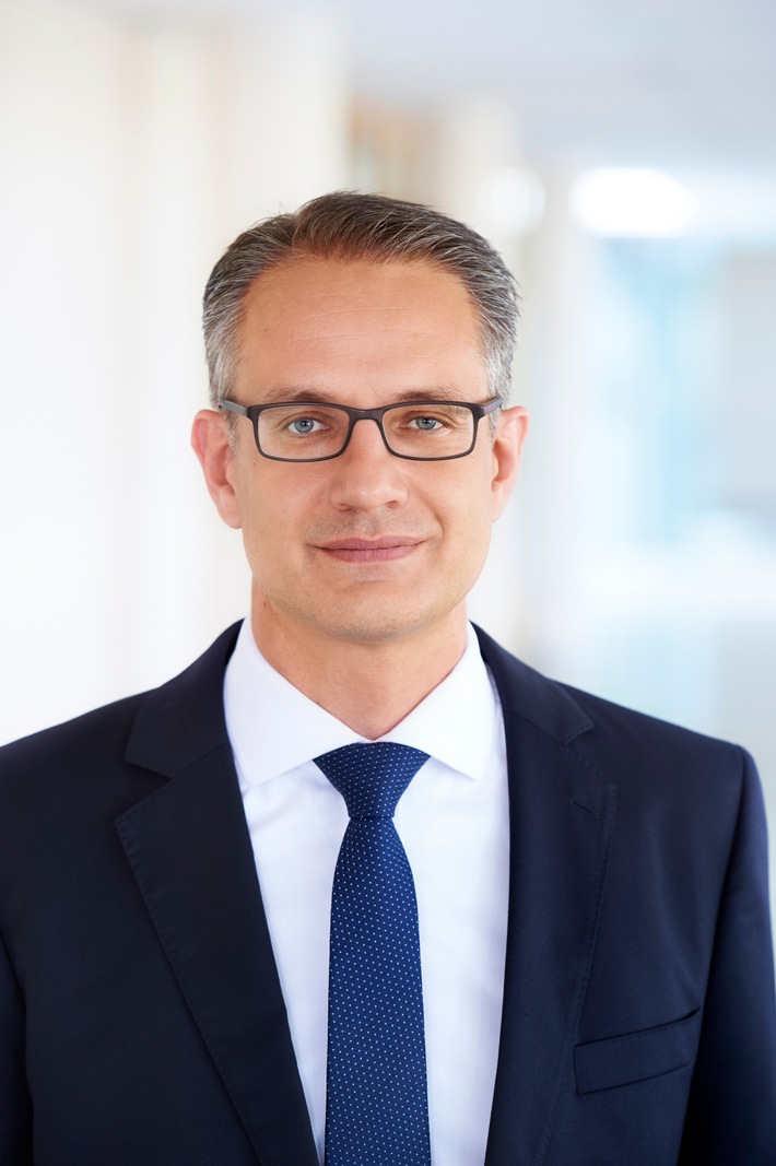LBS West stärkt Vertrieb / Dr. Jörg Koschate neues Vorstandsmitglied (FOTO)