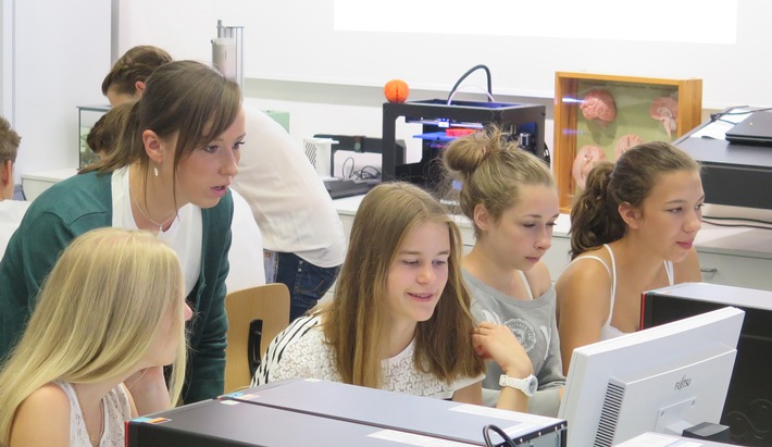 Digitales Neurobiologie-Labor für die Schule: Hertie-Stiftung und Goethe-Universität entwickeln „VirtualBrainLab“ für Unterricht und Homeschooling (FOTO)