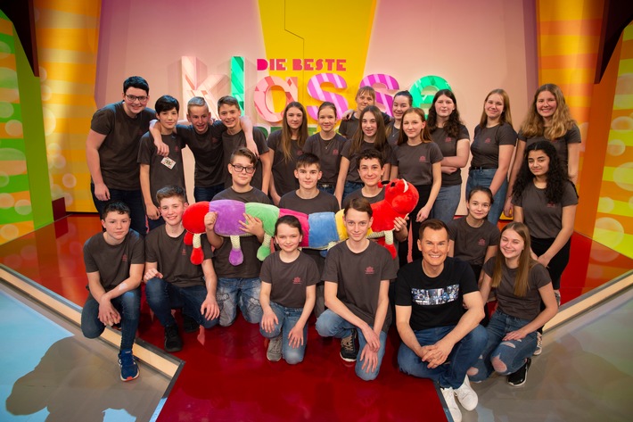 „Die beste Klasse Deutschlands“ 2020 kommt aus Thüringen / 7. Klasse aus Neustadt an der Orla gewinnt das 13. Superfinale von Deutschlands größtem Schulquiz (FOTO)