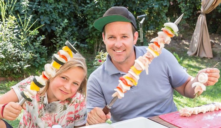 Mit „KiKA LIVE“ fit und gesund durch den Herbst / Die Highlights des Trend- und Lifestyle-Magazins im September (FOTO)